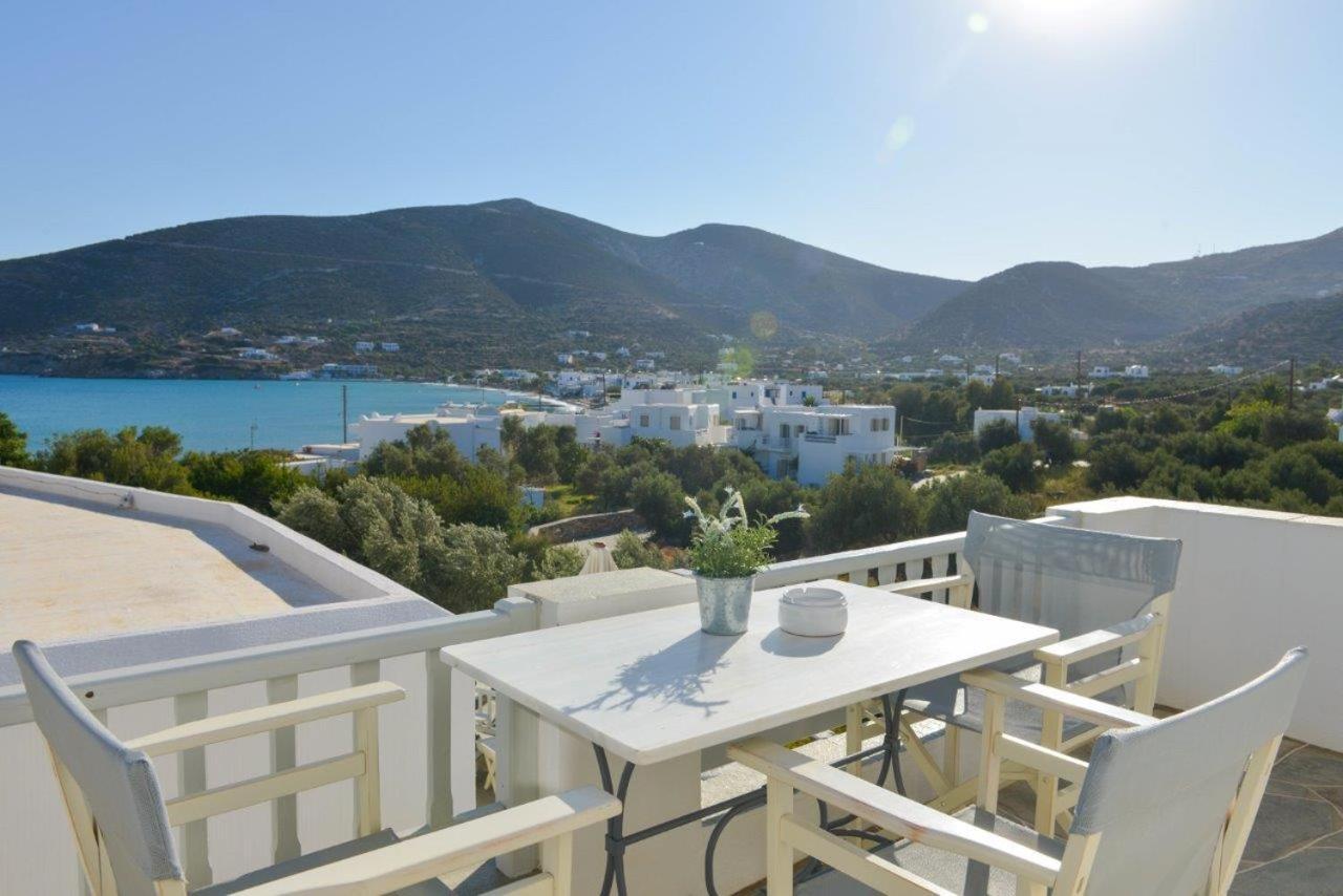Nefeli'S Guesthouse In Platys Gialos Sifnos Platis Gialos  Bagian luar foto